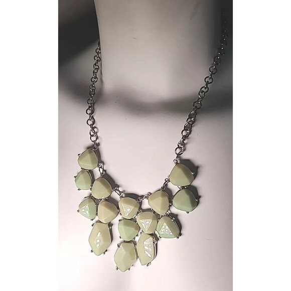 Light Green Silvertone Bib Necklace 18" Adjustable Statement Necklace - Picture 2 of 6